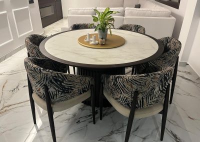 Mesas en sonseca 744b70fd-c3b3-4f74-bed5-7c1b611de006