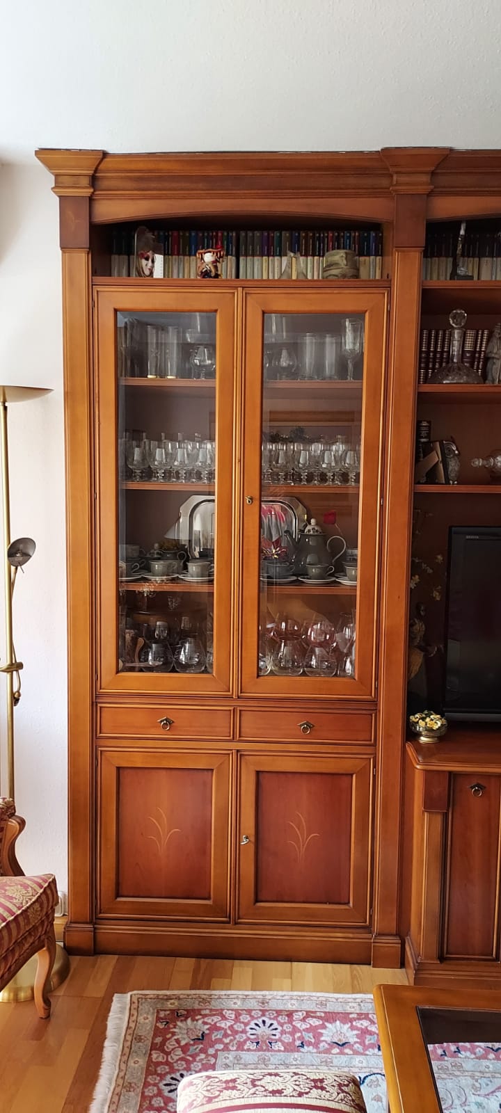 Mueble restaurado con expertos artesanos